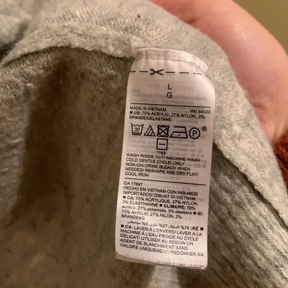 Old Navy Long Cardigan - Picture 3 of 4